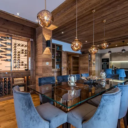 De Luxe Avec Cheminee, Jacuzzi Et Hammam, Skis Aux Pieds - Meribel - Fr-1-613-84 Apartment