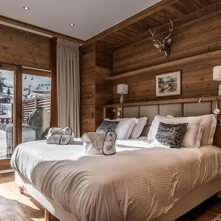 De Luxe Avec Cheminee, Jacuzzi Et Hammam, Skis Aux Pieds - Meribel - Fr-1-613-84 Apartment