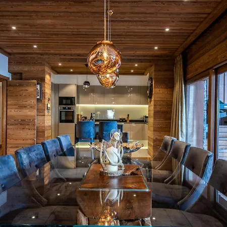 De Luxe Avec Cheminee, Jacuzzi Et Hammam, Skis Aux Pieds - Meribel - Fr-1-613-84 Apartment *